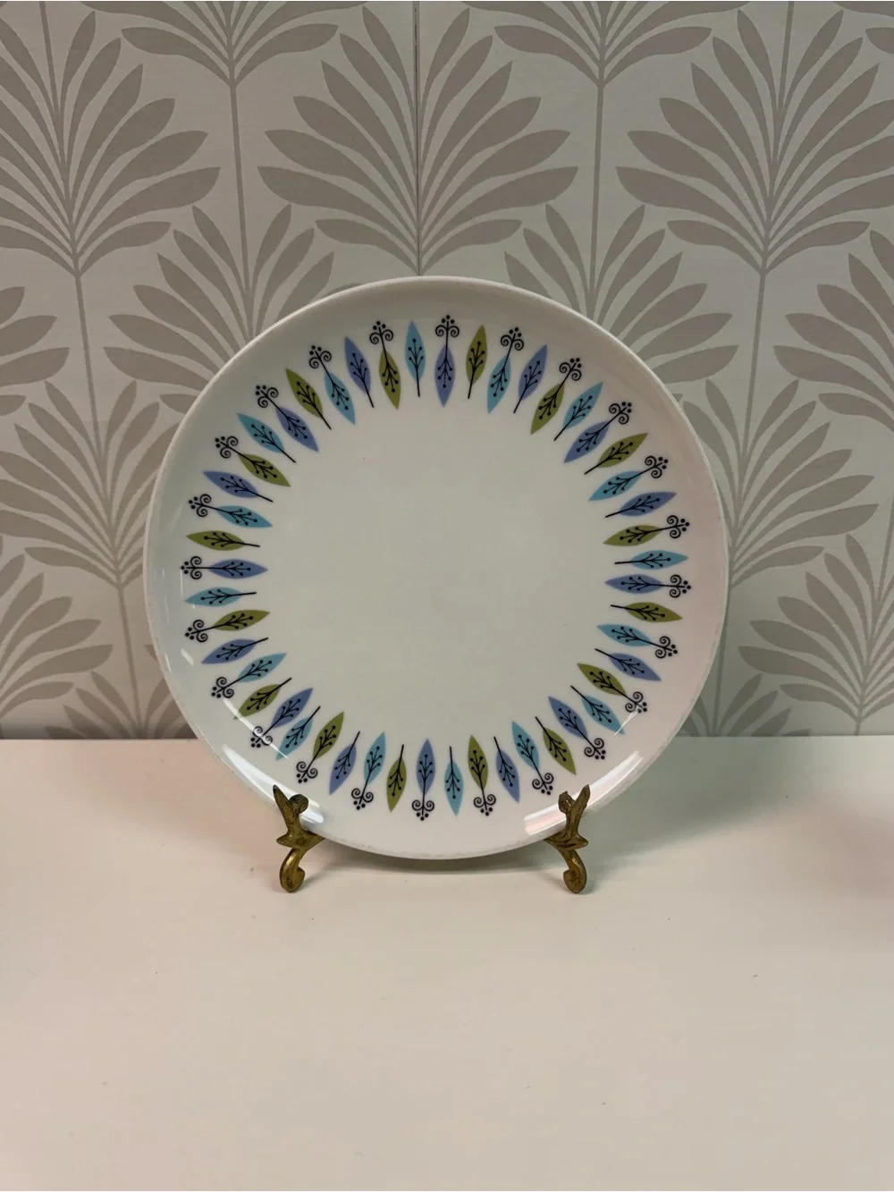 Vintage Carefree True China Nordic Syracuse Atomic Pattern Salad Plate 8”